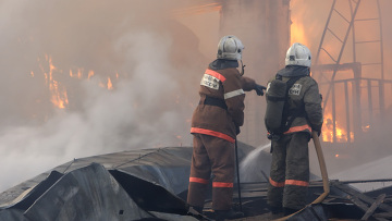 В Кузбассе при пожаре спасли женщину