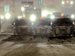 Более 2,3 тыс. кубометров снега вывезено с магистралей Кемерово за ночь