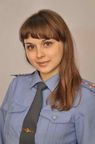 Кузбасские полицейские просят жителей региона определить самую красивую женщину в погонах