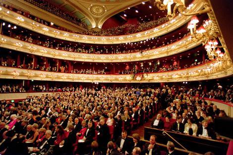«Лондон» Новокузнецкого драмтеатра признан лучшим спектаклем на XV фестивале театров малых городов России