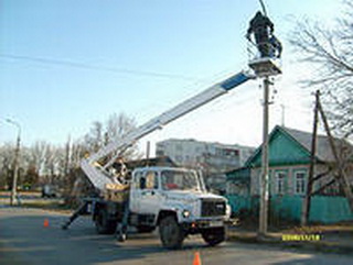На улицах частного сектора Кемерово продолжается установка светильников 