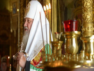 Патриарх Московский и всея Руси Кирилл провел панихиду по погибшим в ТЦ «Зимняя вишня»