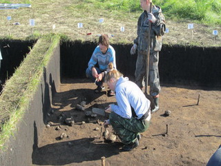 Кемеровские археологи нашли древний погребальный комплекс