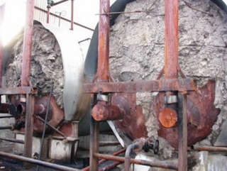 В Кузбассе ликвидирован нелегальный нефтеперерабатывающий завод