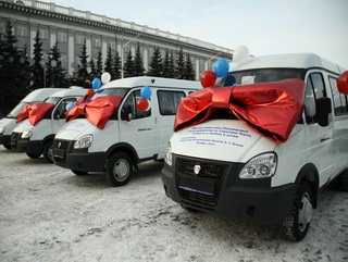 В честь Дня матери многодетные семьи Кузбасса получили новые автомобили «ГАЗель»