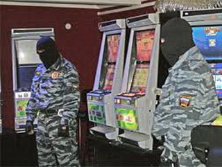В Новокузнецке полицейские ликвидировали игровой зал, вход в который осуществлялся по «картам гостя»
