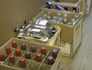 В Кузбассе изъяли из незаконного оборота около 200 литров алкогольной продукции 