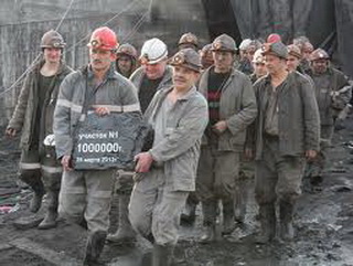 Горняки шахты «Листвяжная» первой в Кузбассе добыли 1 млн тонн угля