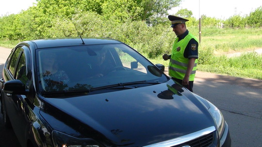 Кузбасские полицейские задержали подозреваемого в краже машины
