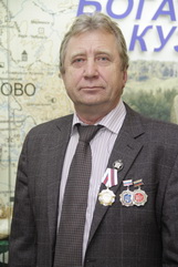 Аман Тулеев вручил медаль «За особый вклад в развитие Кузбасса» I степени