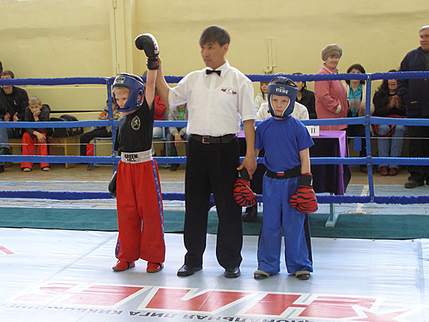 Кузбассовцы успешно выступили на первенстве мира по кикбоксингу среди юниоров и младших юниоров
