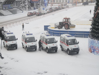 Автопарк кузбасского здравоохранения пополнился 10 новыми автомобилями скорой помощи
