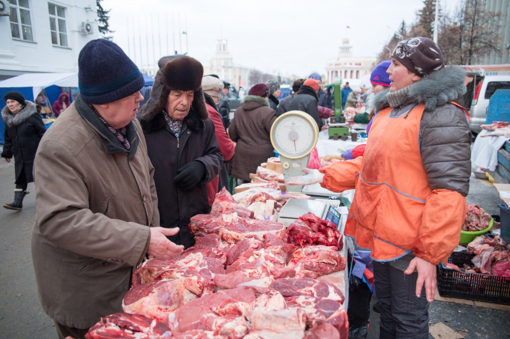 Аман Тулеев поставил задачу аграриям к 2020 году обеспечить Кузбасс мясом на 100%