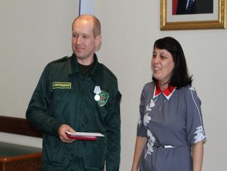 В Кемеровской области наградили сотрудников департамента по охране объектов животного мира по итогам работы в 2014 году