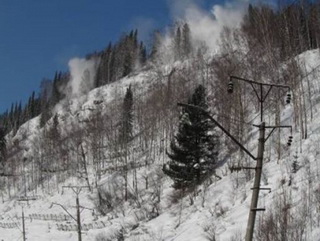 В Кузбассе принудительно проводят спуск лавин