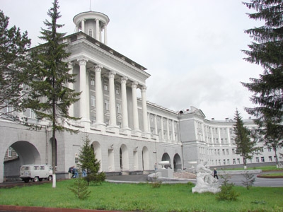 В рамках госпрограммы «Доступная среда» отремонтирована областная травмбольница в Прокопьевске