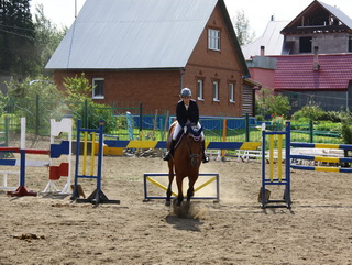 В Кузбассе состоялись открытые региональные соревнования по конному спорту 