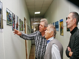 В областном центре Кемеровской области работает фотовыставка «Вокруг и около деревни»