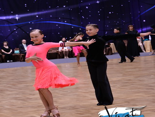 Новокузнечане Сергей Плотников и Анна Григорьева выиграли «серебро» первенства СФО по танцевальному спорту