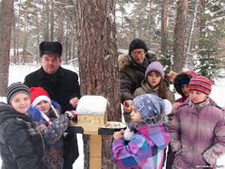 15 декабря в Кемеровской области пройдет экологический флешмоб «Новогодняя елка для птиц»