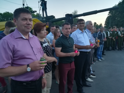 В Прокопьевске прошла городская общегражданская акция «Свеча памяти»