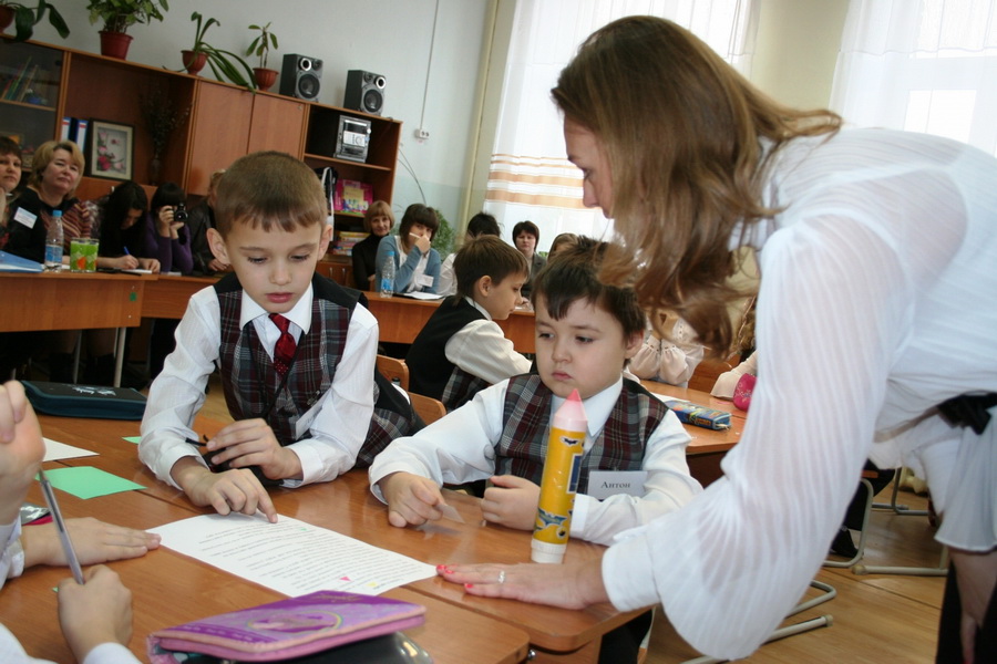 В кузбасских школах не хватает учителей начальных классов, математики и английского языка