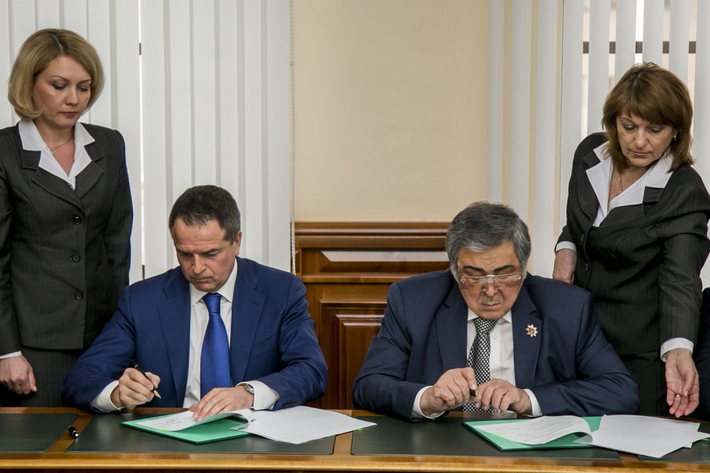 Обладминистрация и УК «Талдинская» заключили соглашение о социально-экономическом сотрудничестве на 2016 год