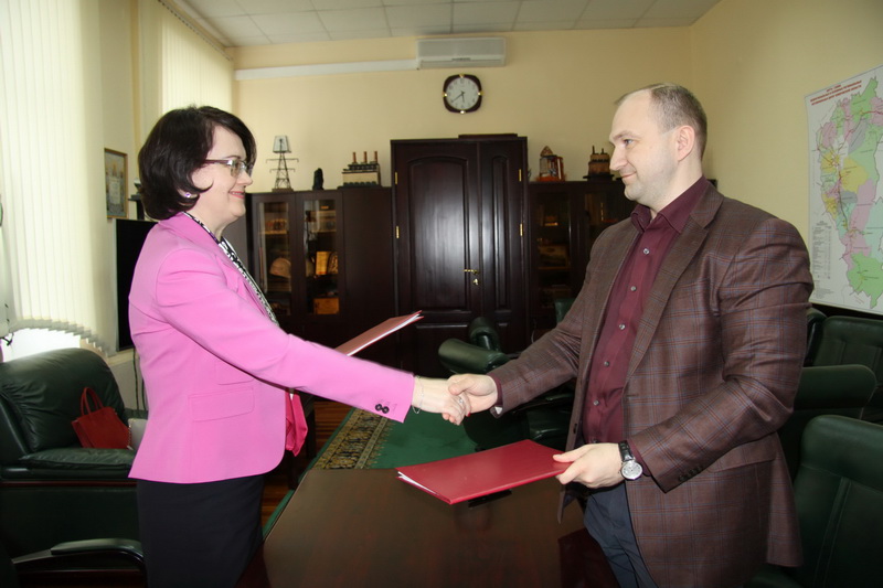 Администрация Кемеровской области заключила соглашения о социально-экономическом сотрудничестве с предприятиями сферы ЖКХ