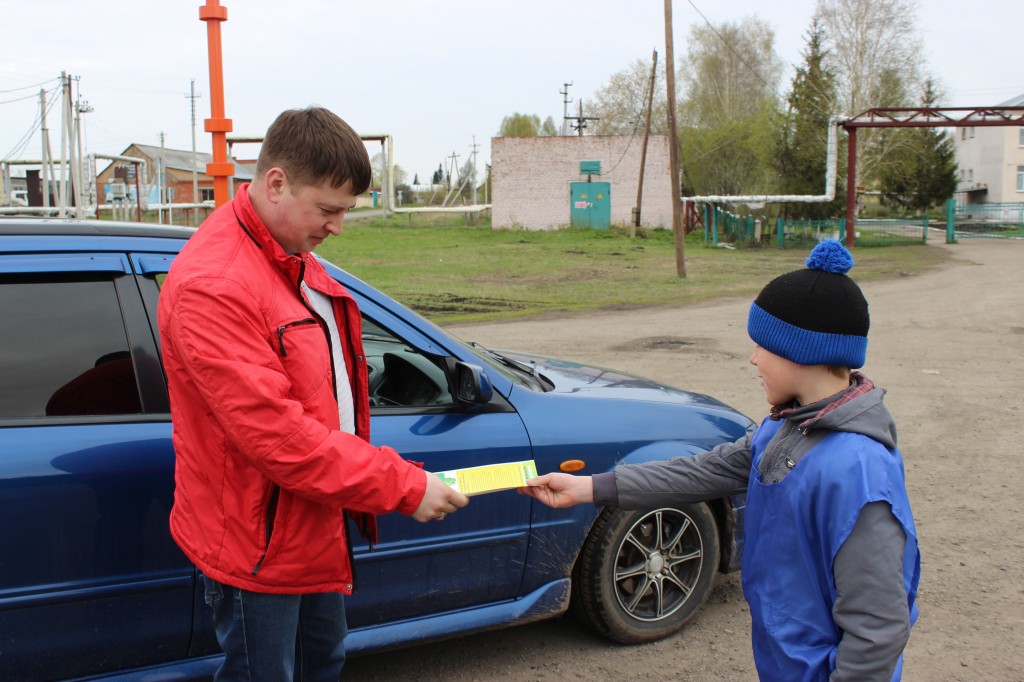 В Кемеровском районе прошла акция «Безопасные дороги», в Белове – операция «Юный водитель»