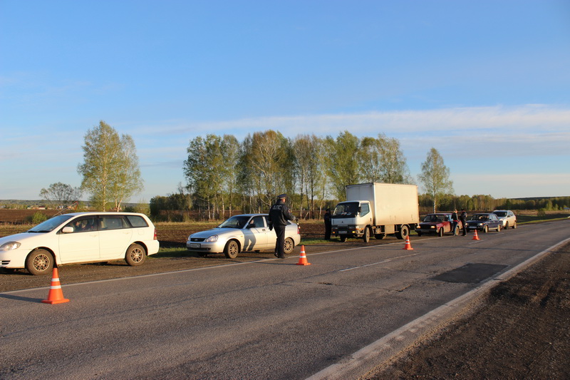 Сотрудники ГИБДД провели рейдовое мероприятие на автодороге Кемерово – Яшкино
