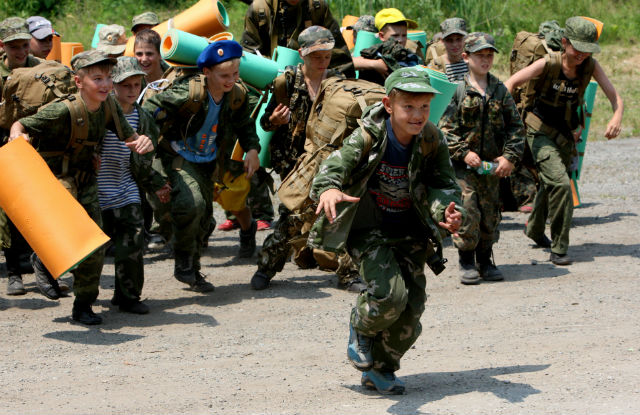 Кузбасские школьники участвуют в первом всероссийском слете военно-патриотического движения «ЮНАРМИЯ»