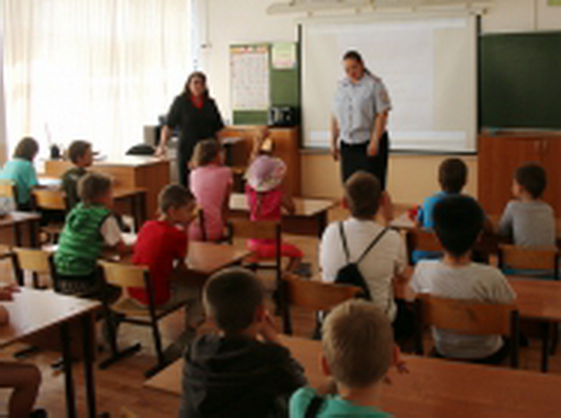 В Кемерово полицейские провели для детей урок правовой грамотности
