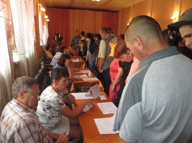 190 вакансий предложили работодатели на многопрофильной ярмарке в Прокопьевске