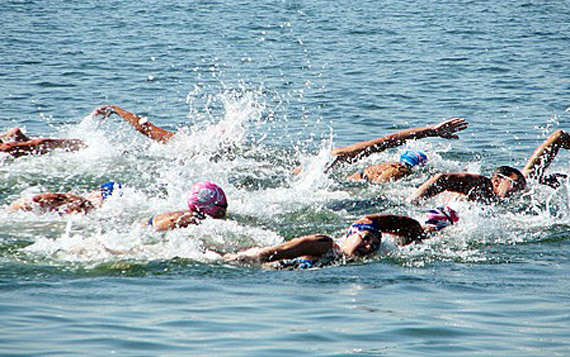 В Прокопьевском районе прошел чемпионат Кузбасса по плаванию на открытой воде
