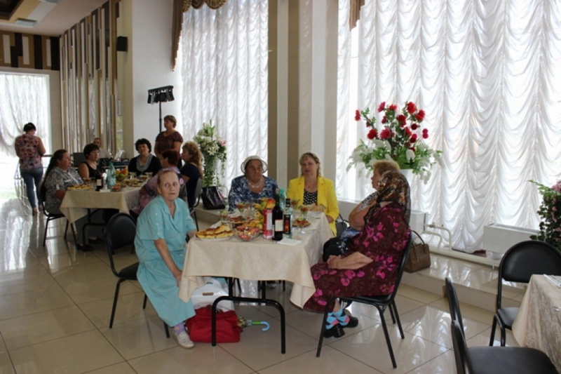 В Мысках прошла традиционная встреча с вдовами и родителями погибших горняков