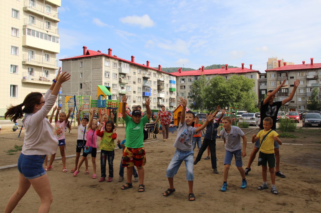 Игровые площадки для детей заработали во дворах Междуреченска