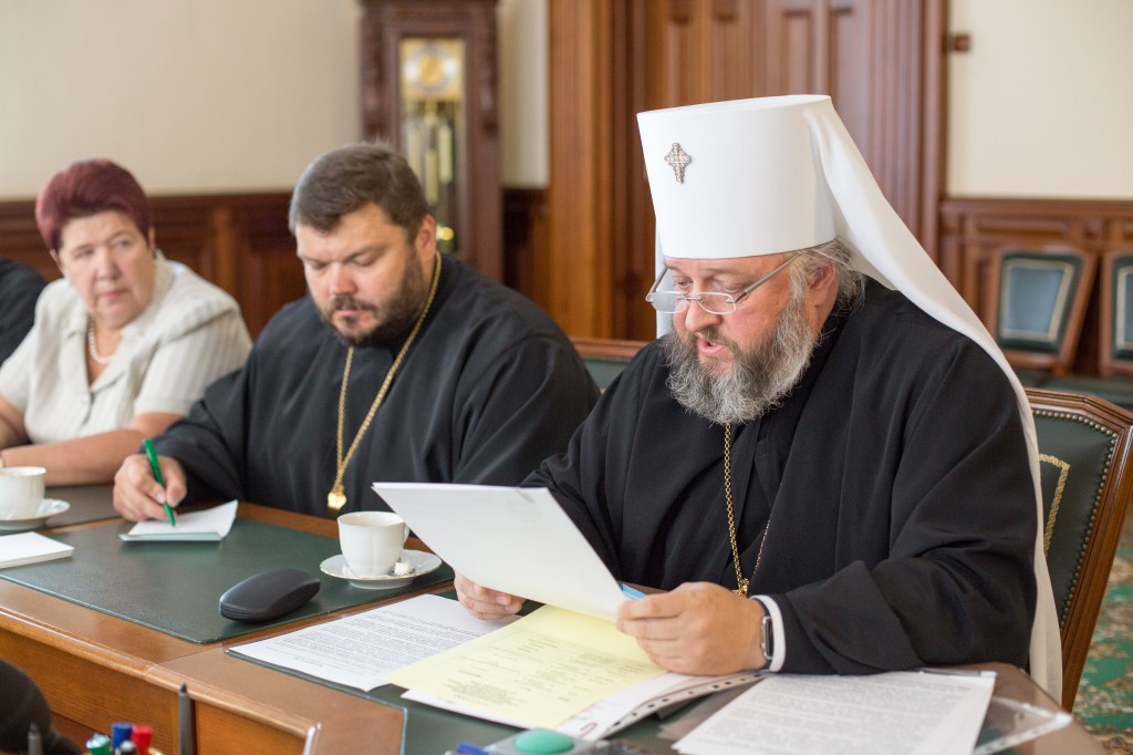 Аман Тулеев встретился с митрополитом Кемеровским и Прокопьевским Аристархом