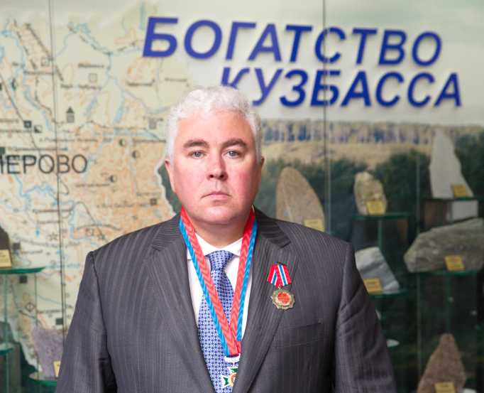 Орденом «Меценат Кузбасса» награжден гендиректор УК «ЕВРАЗ Междуреченск» Андрей Давыдов