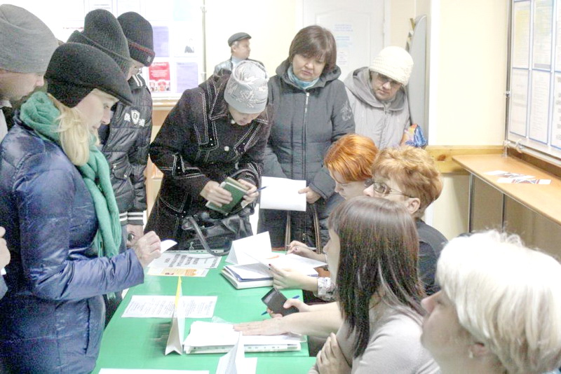 Более 800 кемеровчан посетили осеннюю городскую ярмарку вакансий