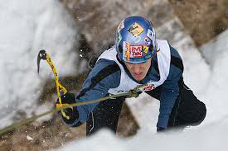 Кемеровчане заняли три призовых места на Кубке мира по ледолазанию