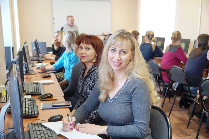 Группа безработных новокузнечан приступила к обучению по направлению центра занятости