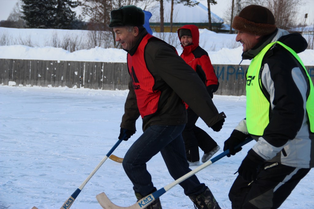 В Беловском районе состоялась товарищеская встреча по хоккею в валенках