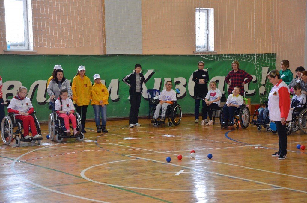 Региональные соревнования по паралимпийской дисциплине бочча прошли в Полысаеве