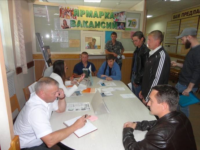 Ярмарки вакансий прошли в Киселевске, Белове и Ленинске-Кузнецком