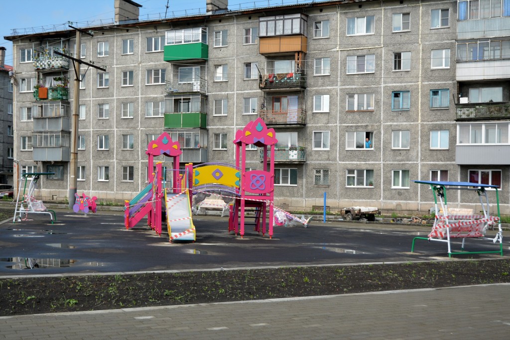 Детский городок откроется к Дню шахтера на месте бывшего пустыря в Междуреченске