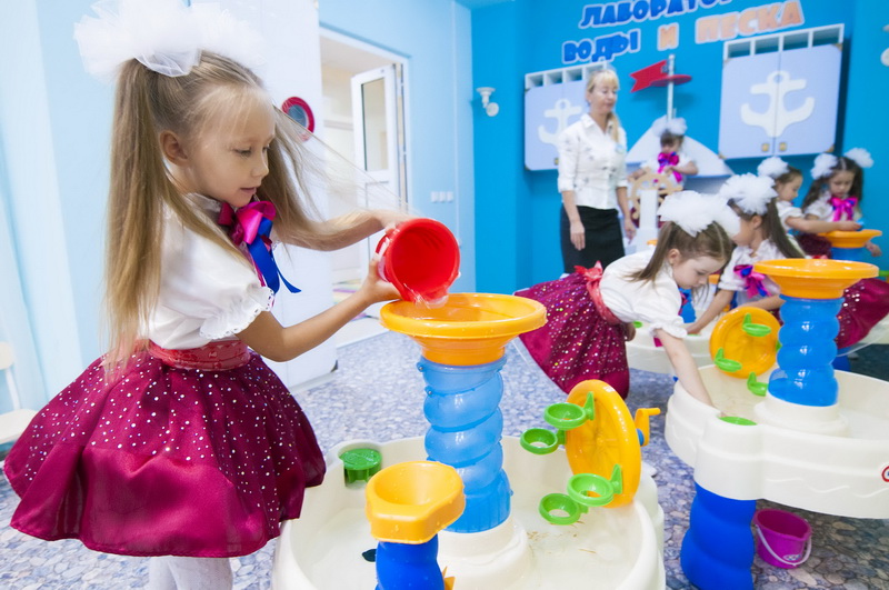 Новый трехэтажный детский сад на 350 мест открыли в Лесной Поляне 