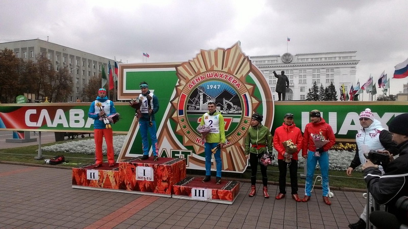 Представители сборной РФ по лыжным гонкам и спортсмены СФО собрались на соревнованиях по лыжероллерам в Кузбассе