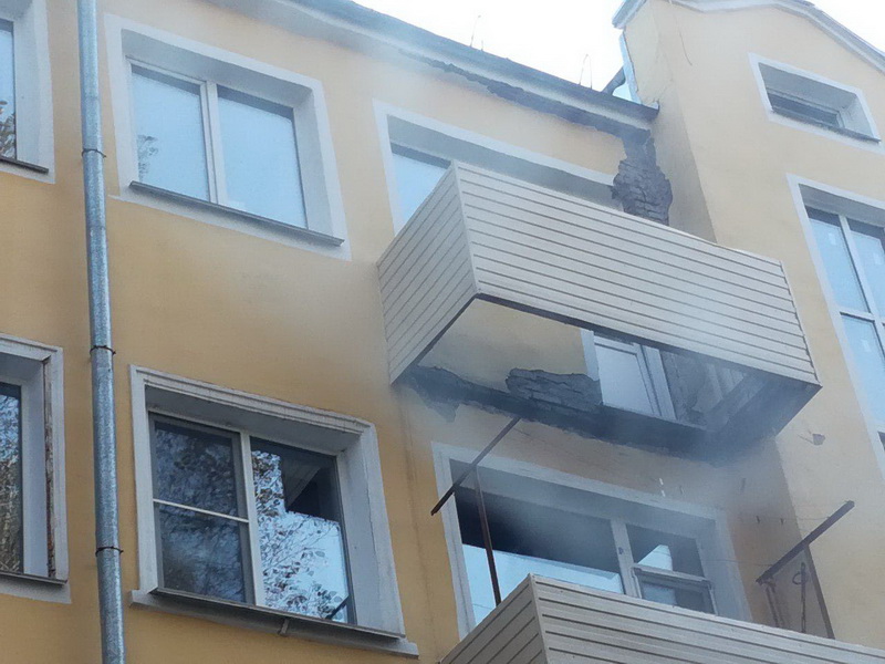 32 аварийных балкона отремонтировали в Новокузнецке по требованиям Госжилинспекции