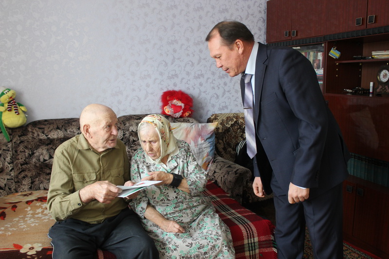 Кузбасский долгожитель Топкинского района отметил 90-летний юбилей