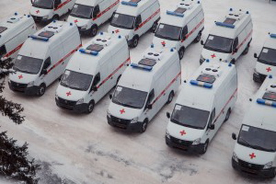 Парк областной службы скорой помощи пополнился 35 новыми автомобилями